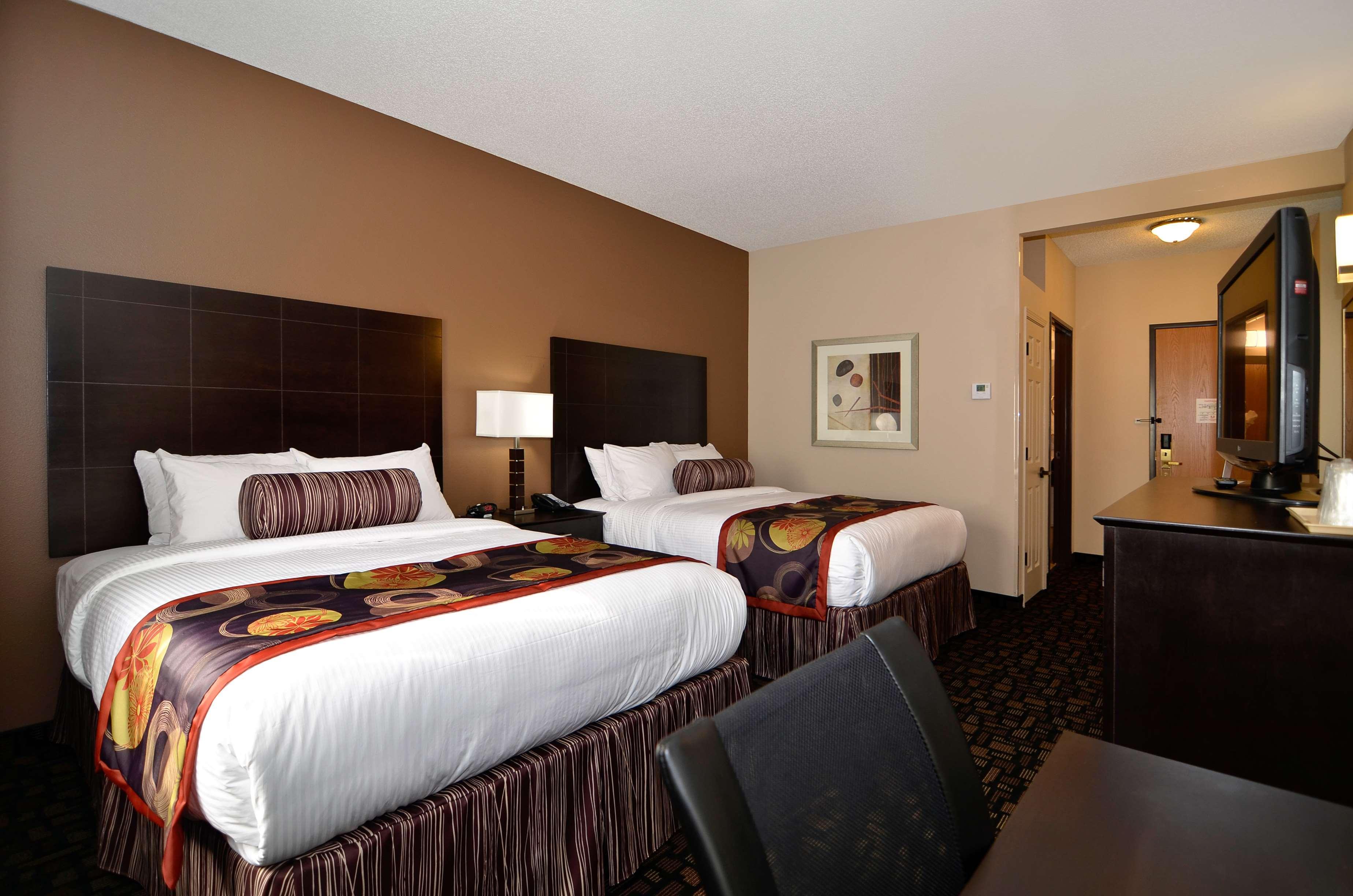 Best Western Plover-Stevens Point Hotel & Conference Center Room photo