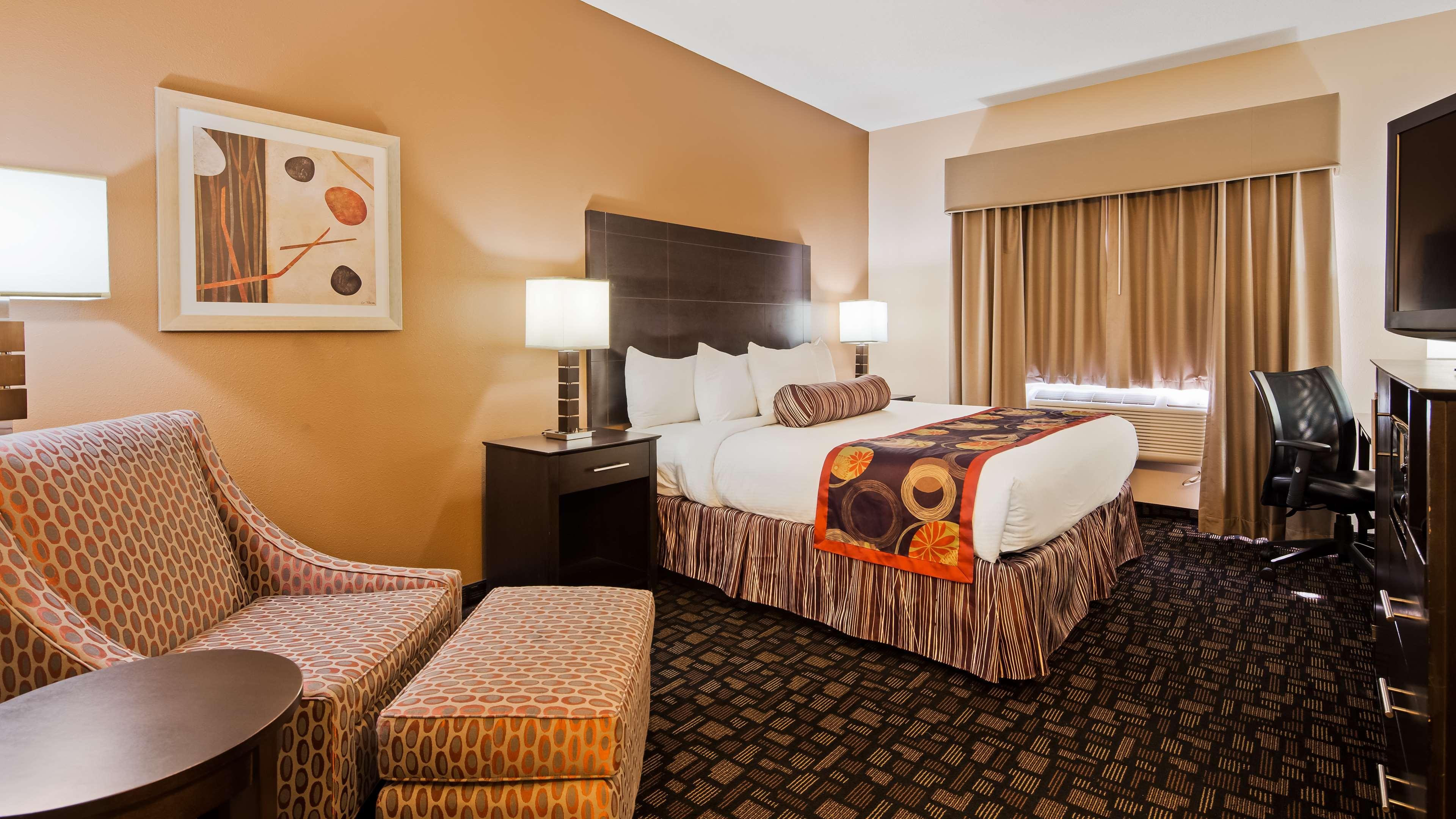 Best Western Plover-Stevens Point Hotel & Conference Center Exterior photo