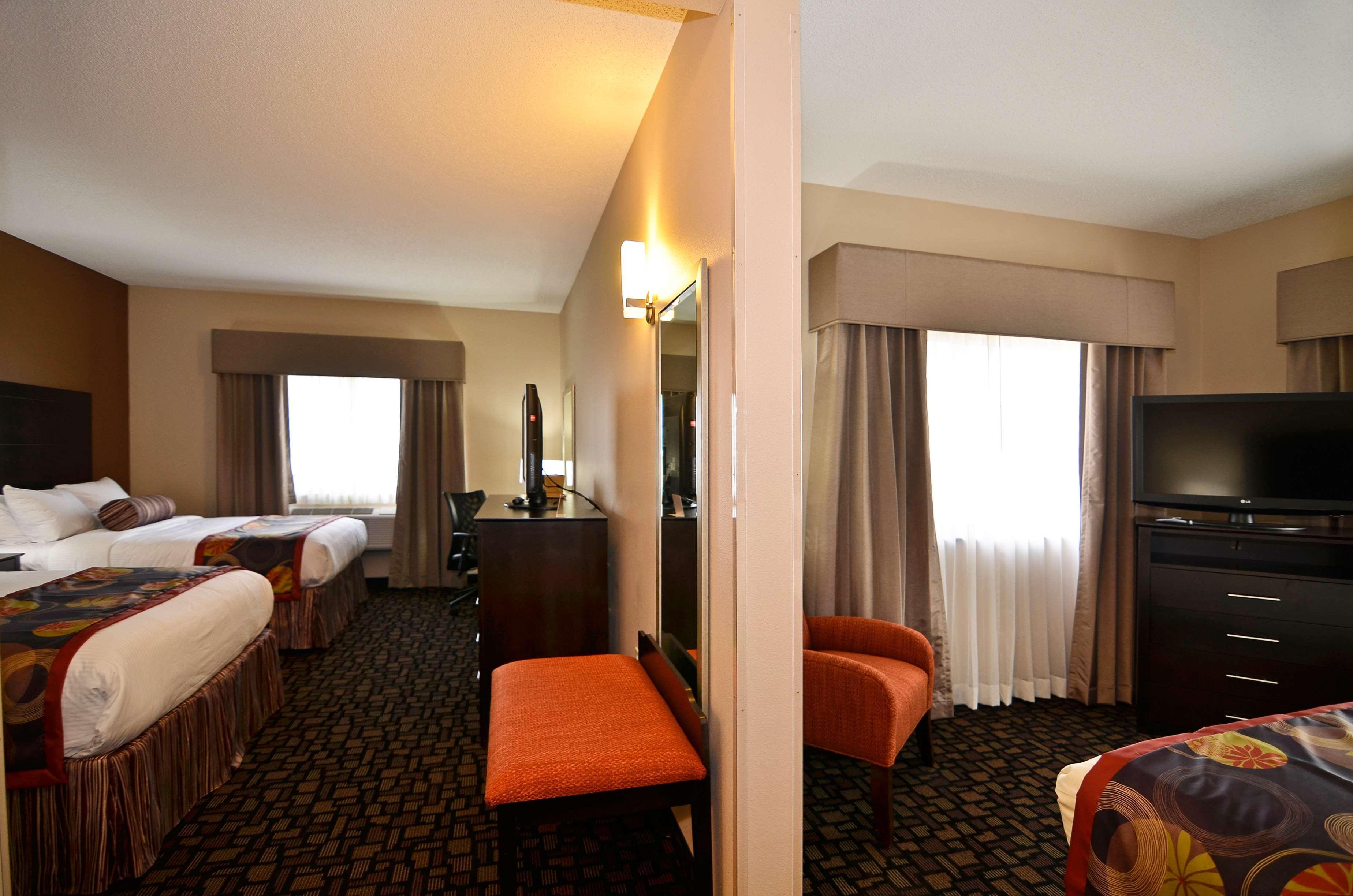 Best Western Plover-Stevens Point Hotel & Conference Center Room photo
