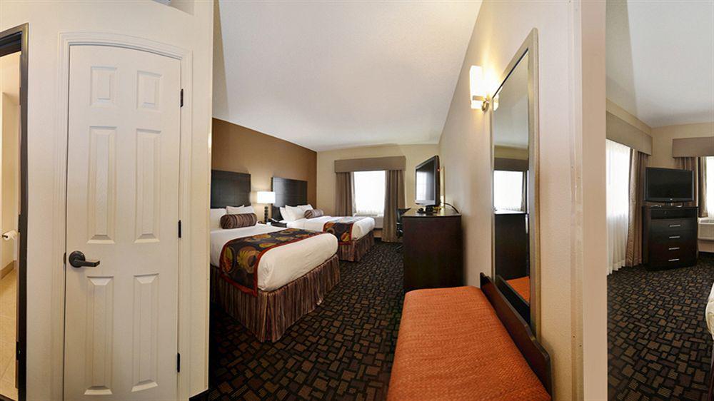 Best Western Plover-Stevens Point Hotel & Conference Center Exterior photo